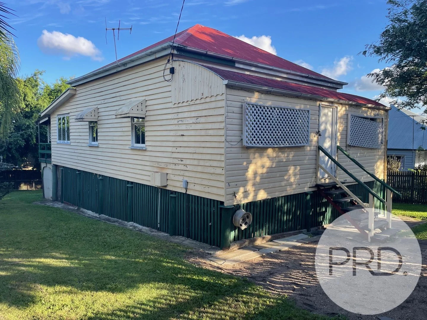35 Surrey Street (1/17)