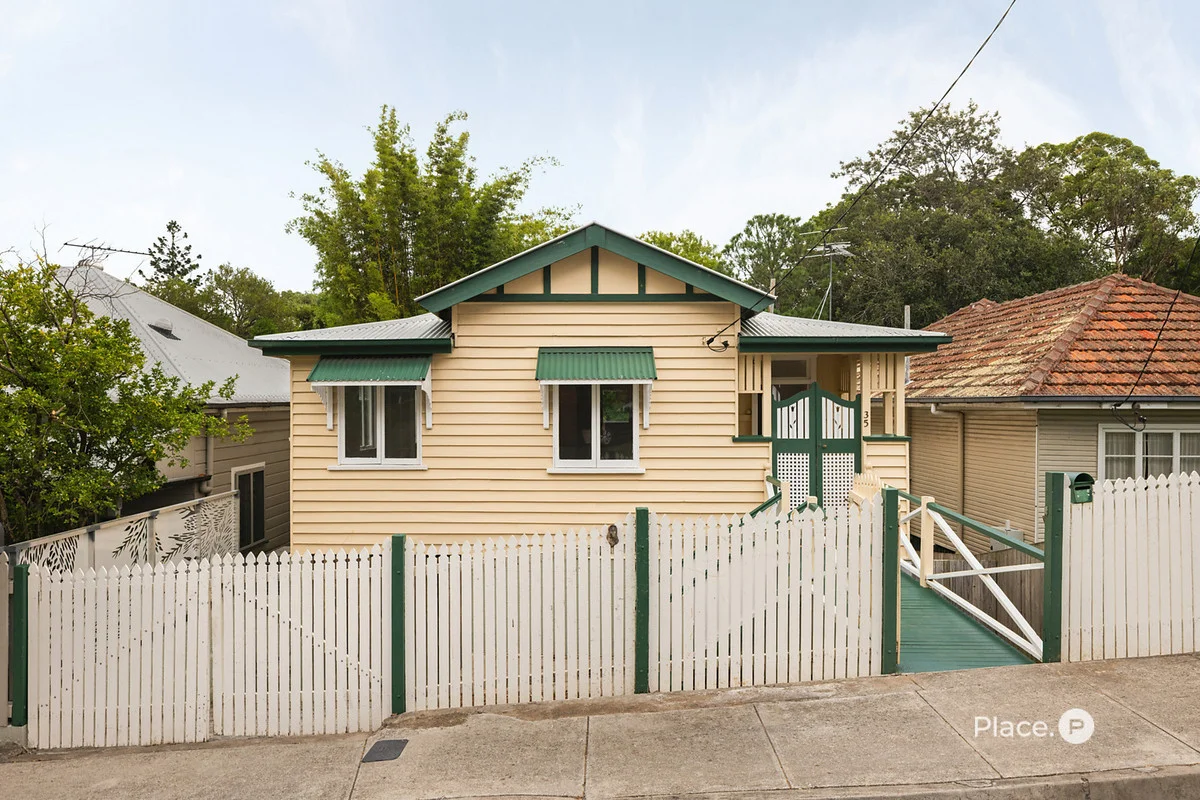 35 West Street (1/15)