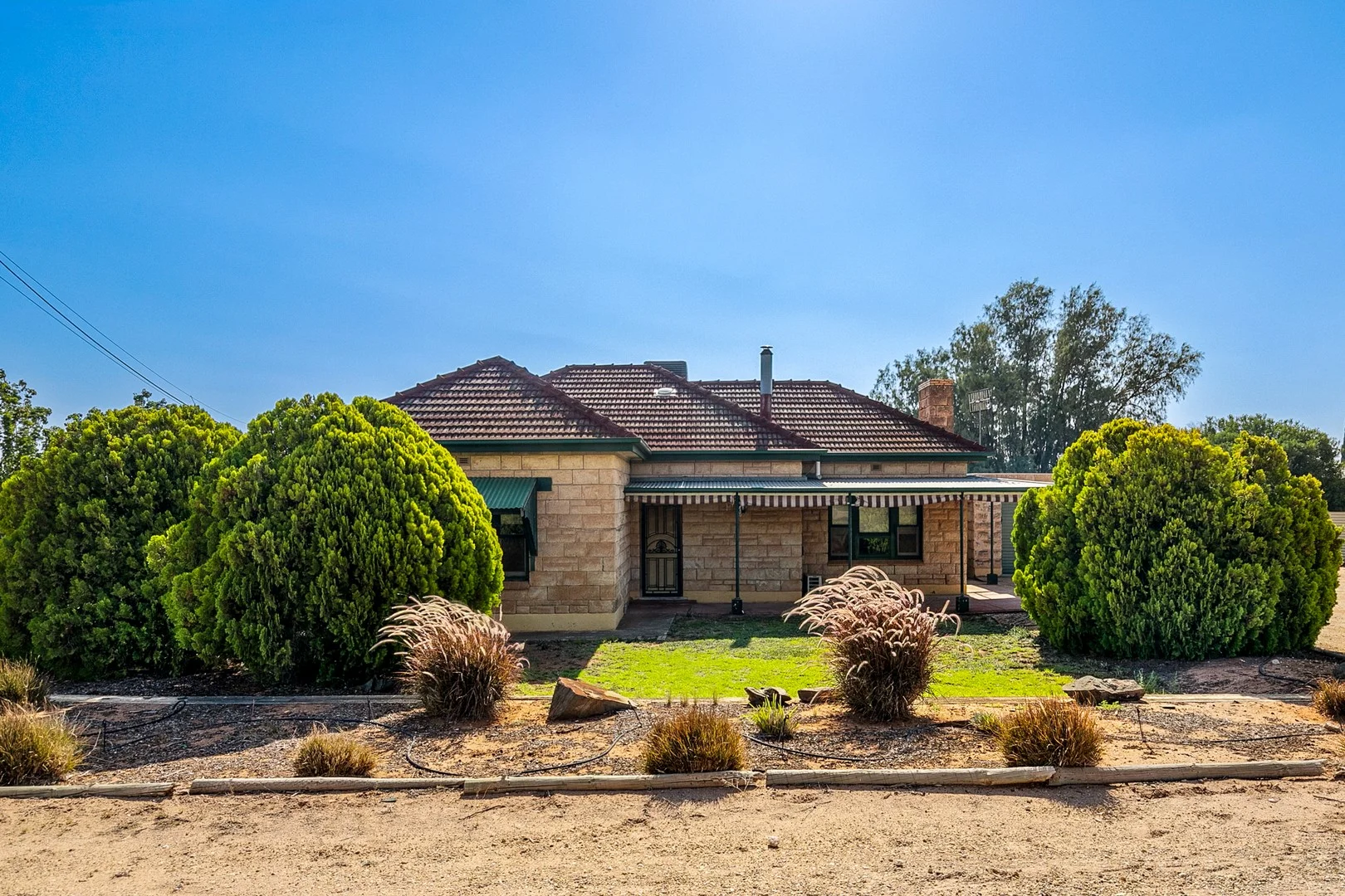 355 Loveday Road (1/23)