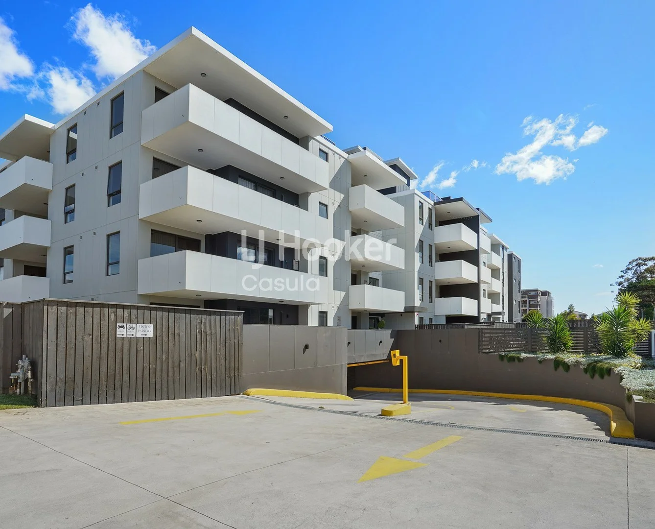 36/51-55 Hutton Road (1/9)