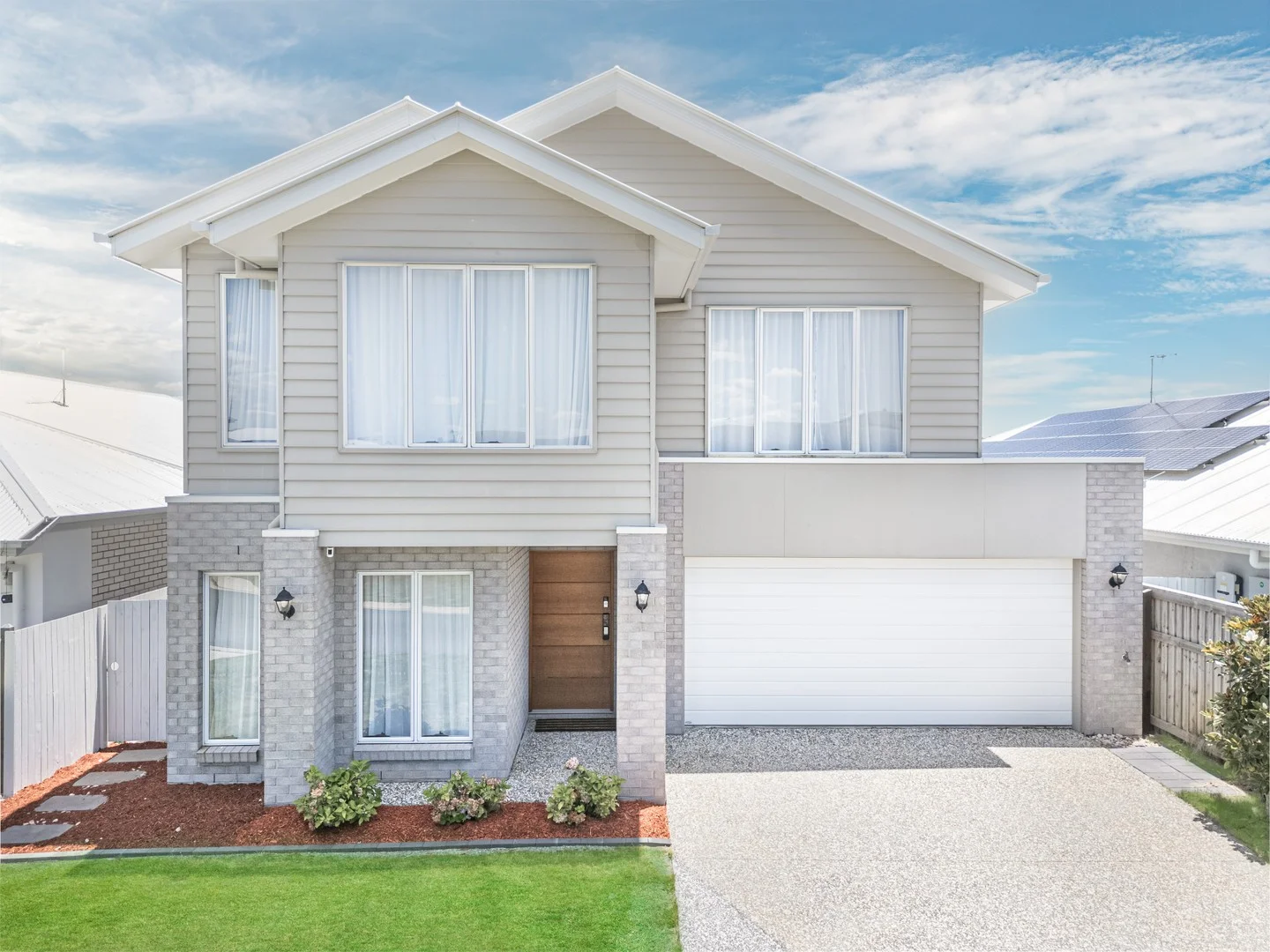 36 Amaranthine Street (1/37)