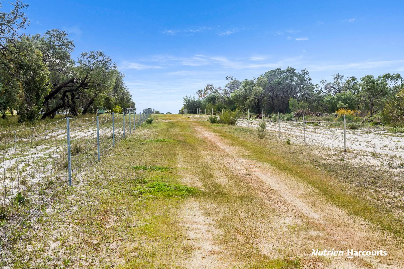 36 Crest View (Lennard Brook) - Image 5