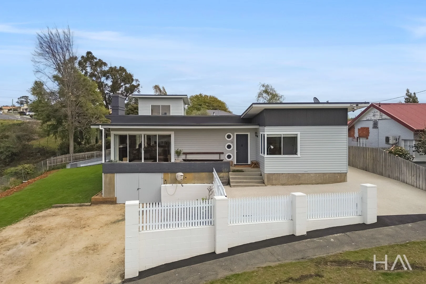 36 Hiawatha Street - Image 2