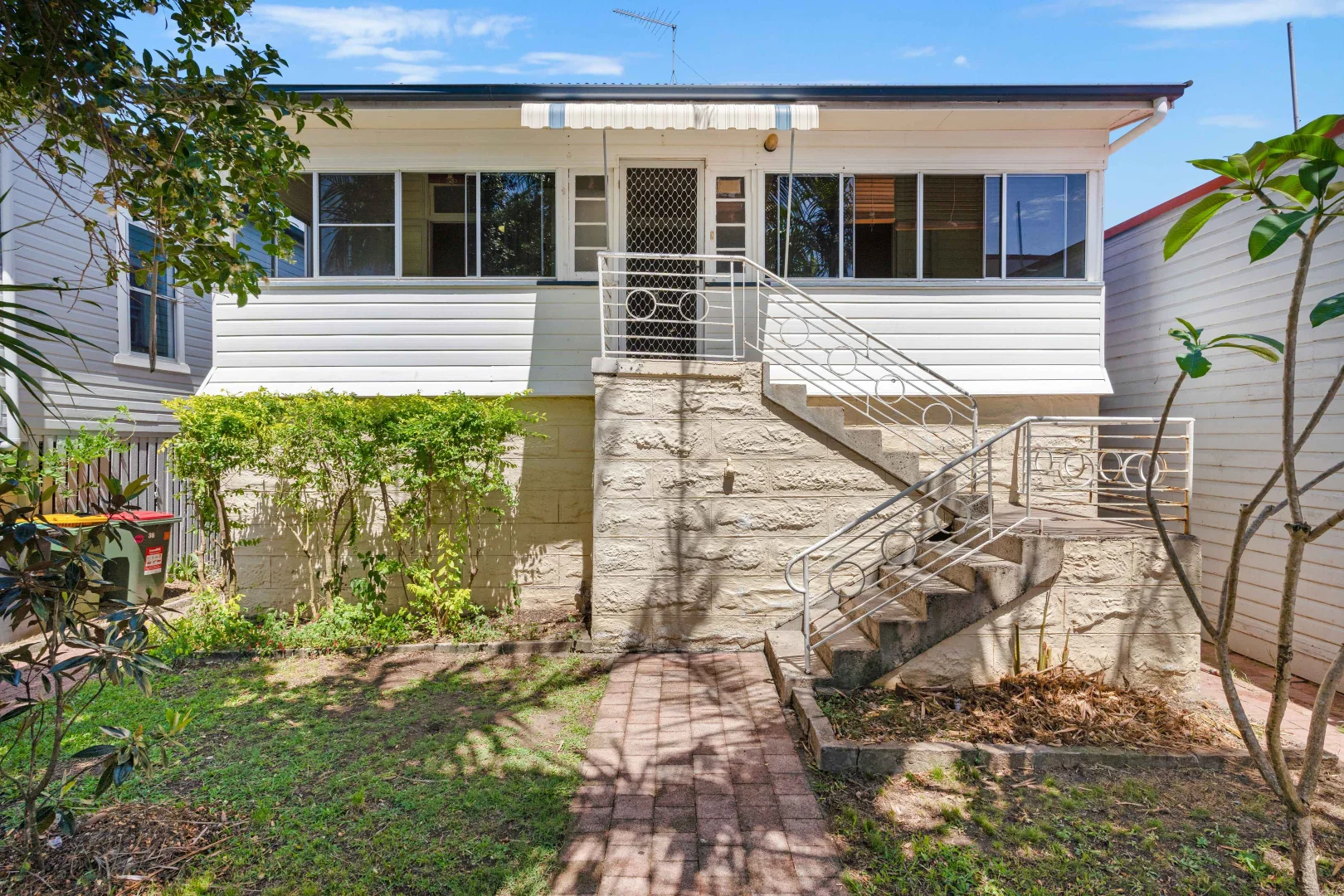 SOLD - $430,000