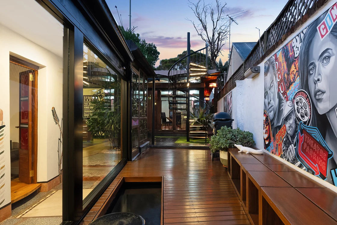 36 Kent Street (1/16)