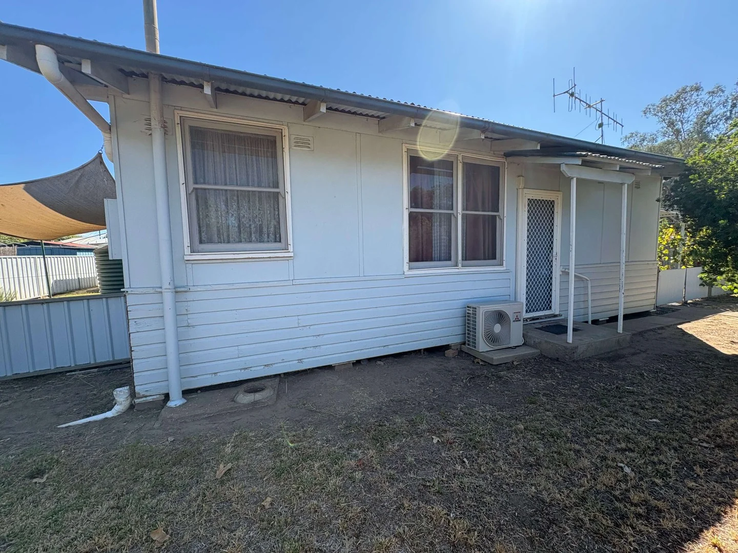 36 Milson Street (1/12)