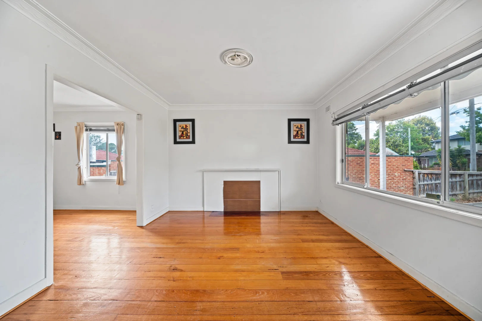 36 Springfield Road - Image 2