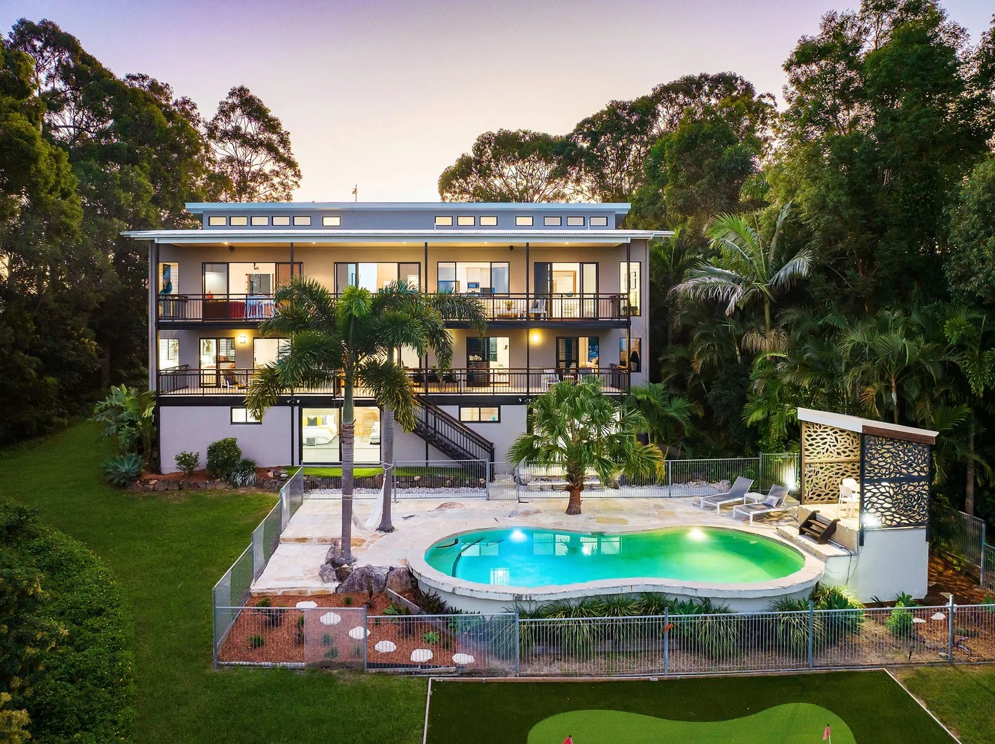 36 Uplands Drive (1/36)