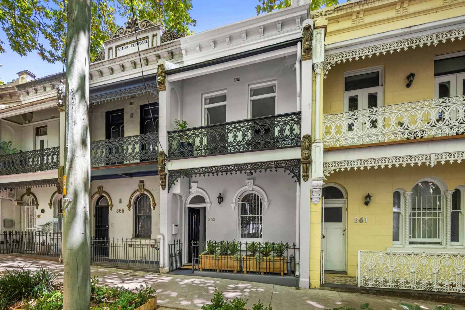 363 South Dowling Street (1/11)