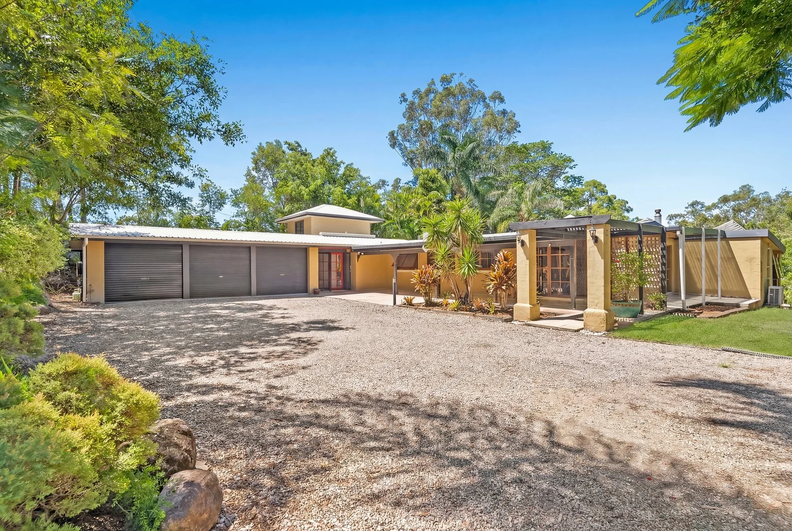 37 Bridgman Drive (1/1)