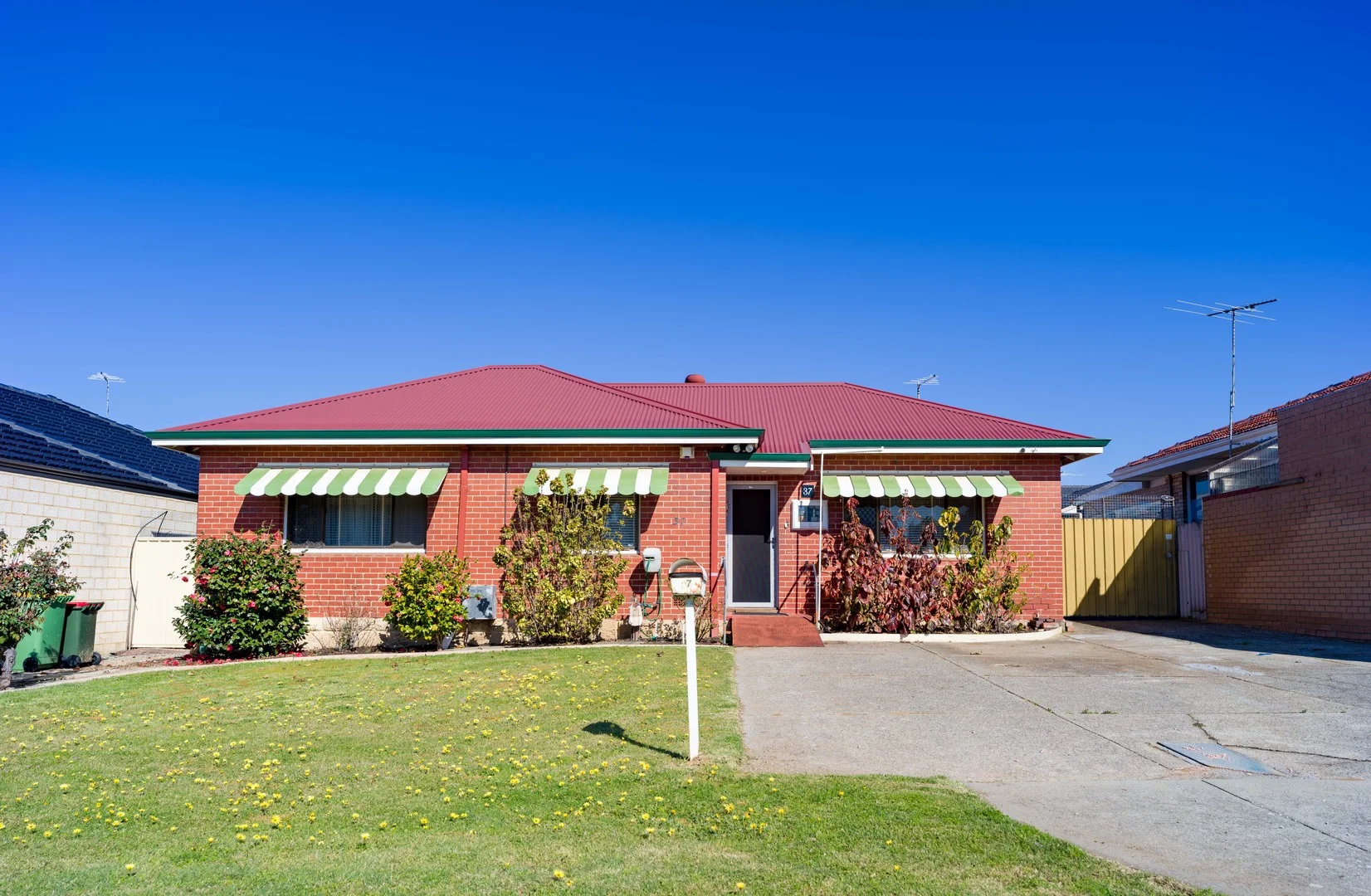 37 Frederick Road (1/9)
