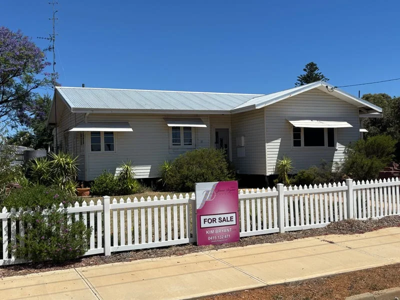 37 Smith Street (1/1)