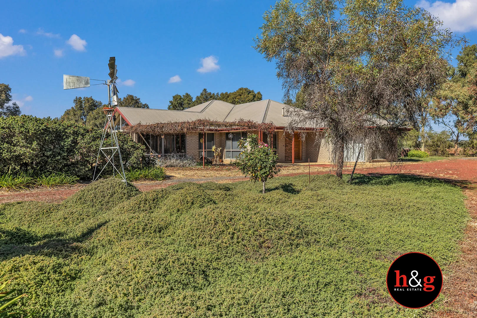 370 John Allan Road - Image 2