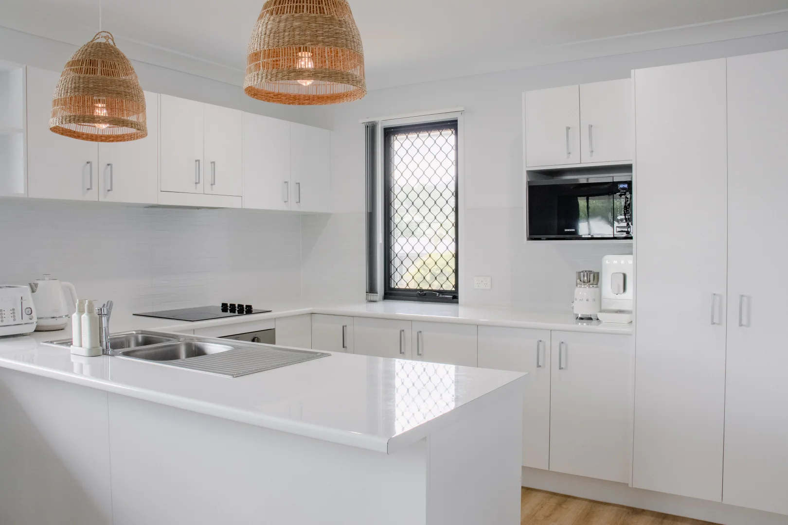 377 Duthie Avenue - Image 2