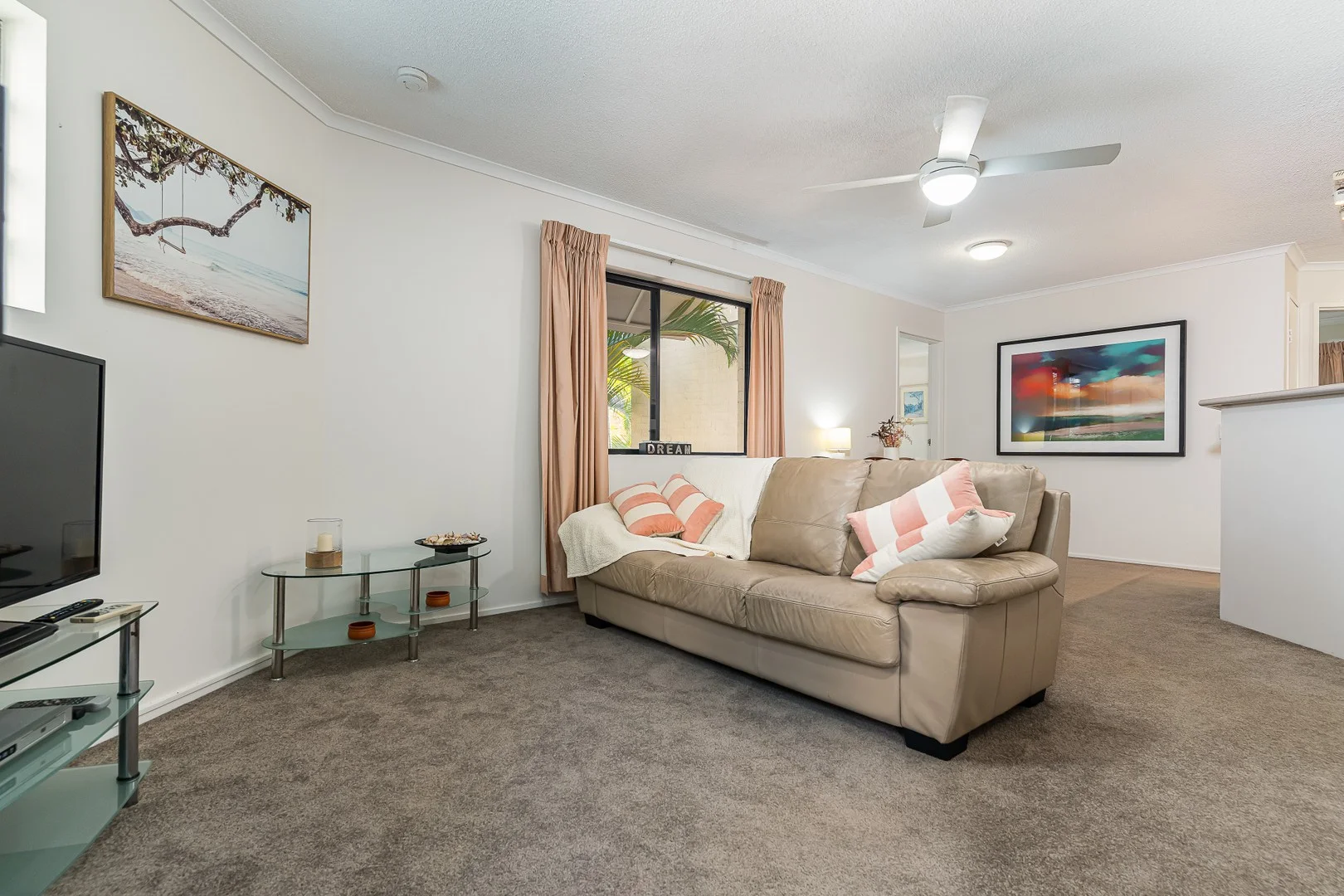 38/101 Bowen Street (1/15)