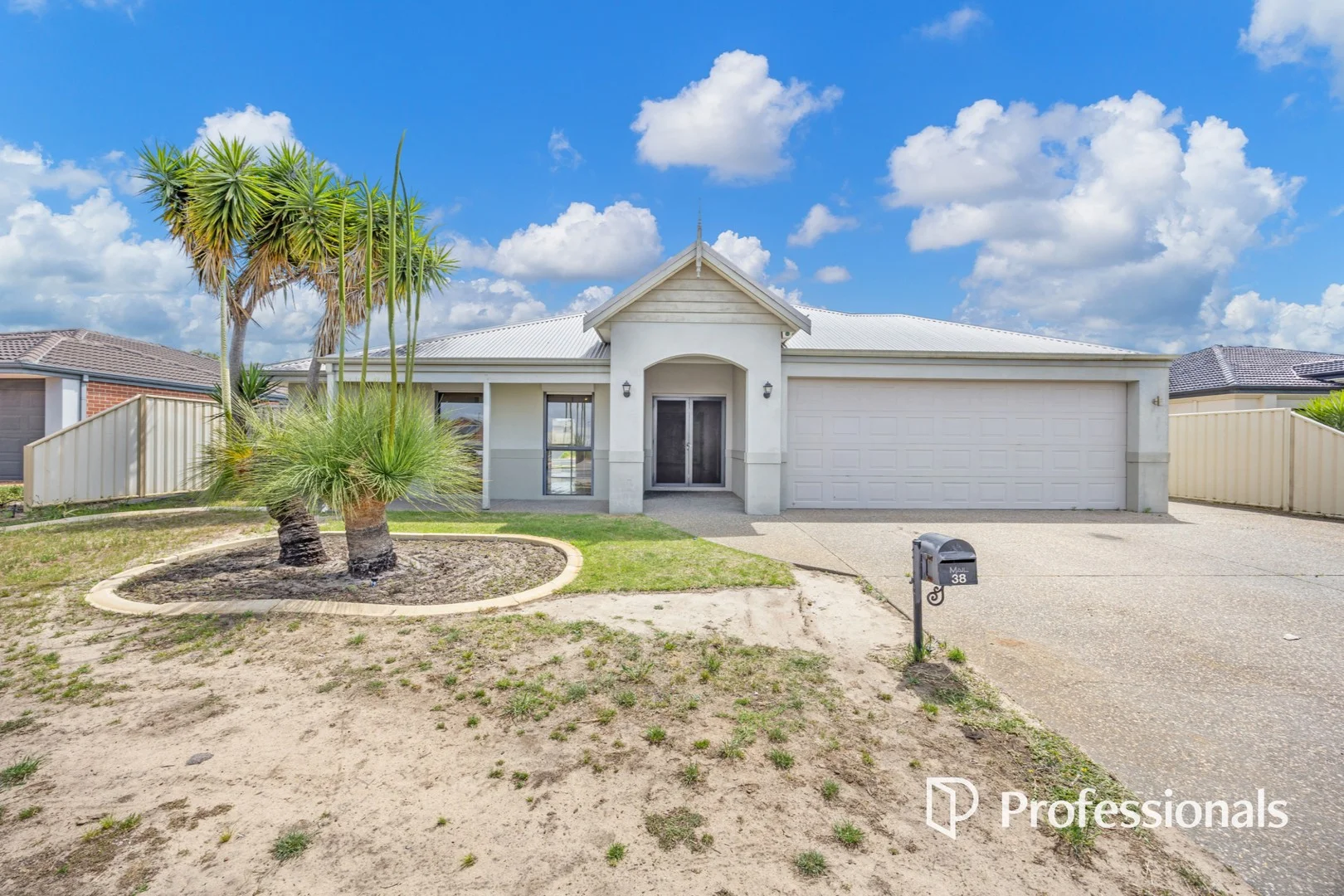 38 Alyxia Drive (1/31)