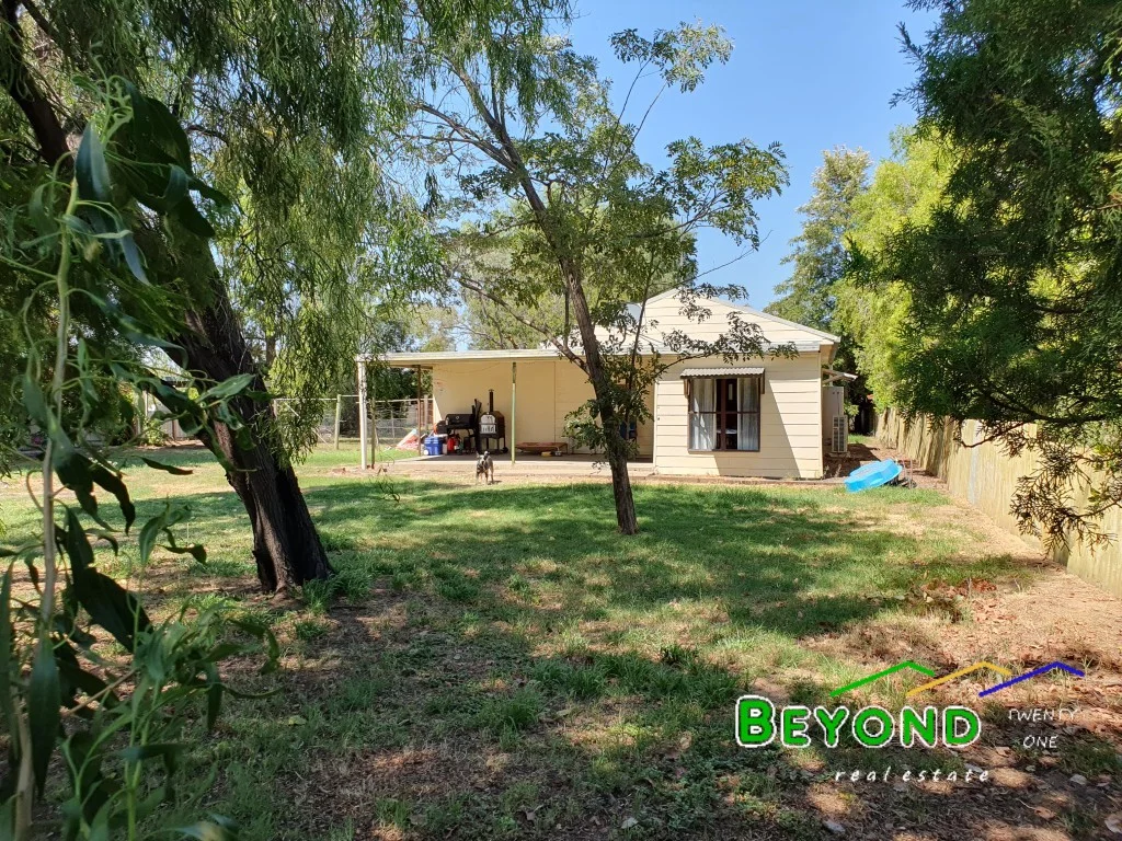 38 Edward Street (1/12)