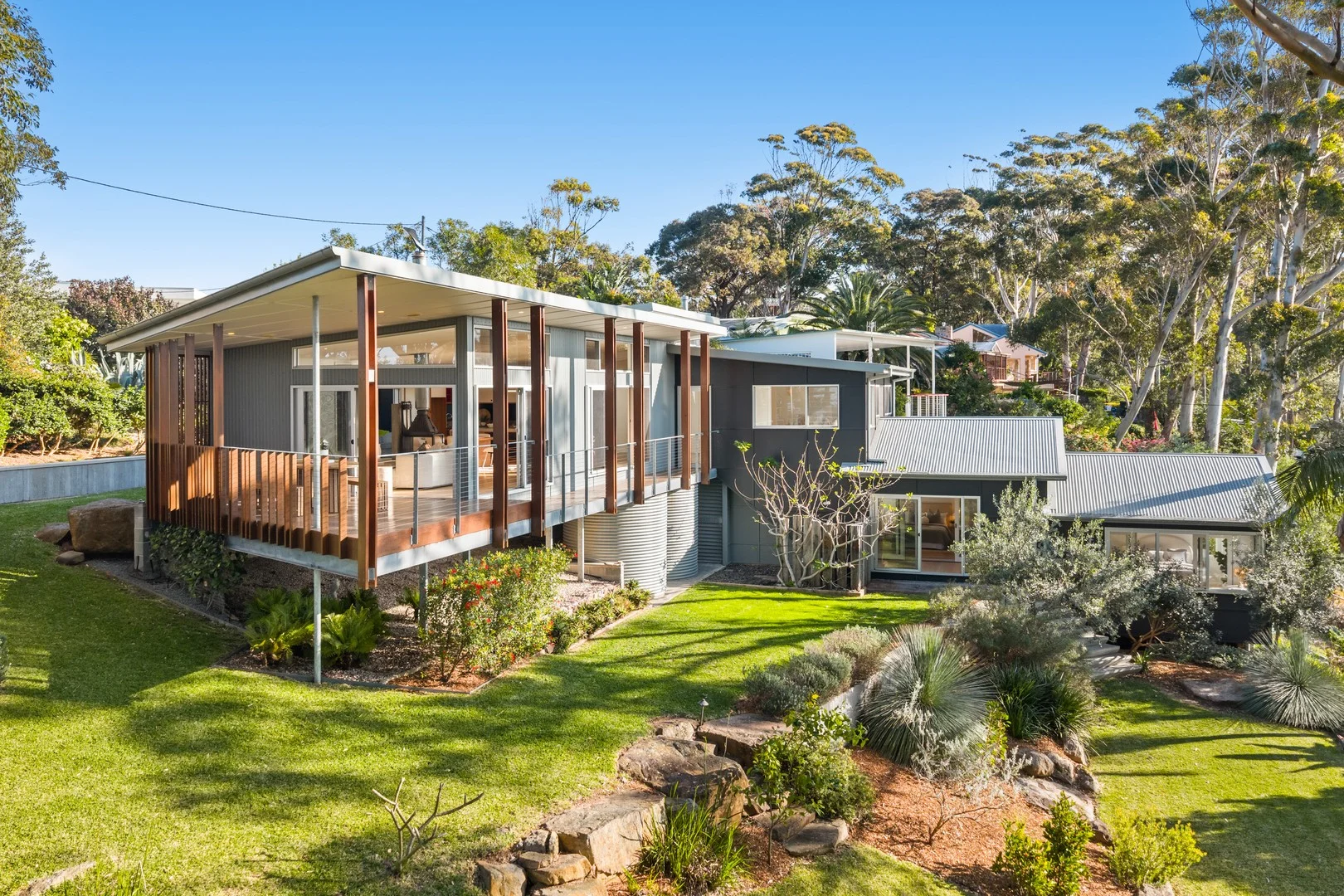 38 Endeavour Drive (1/21)