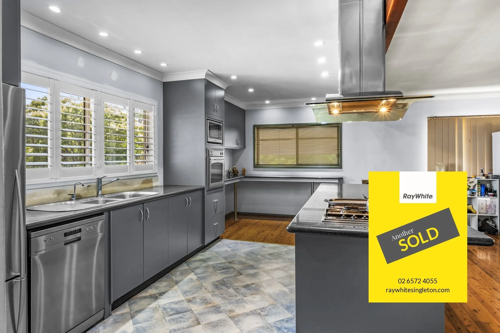 38 Hambledon Hill Road (1/16)