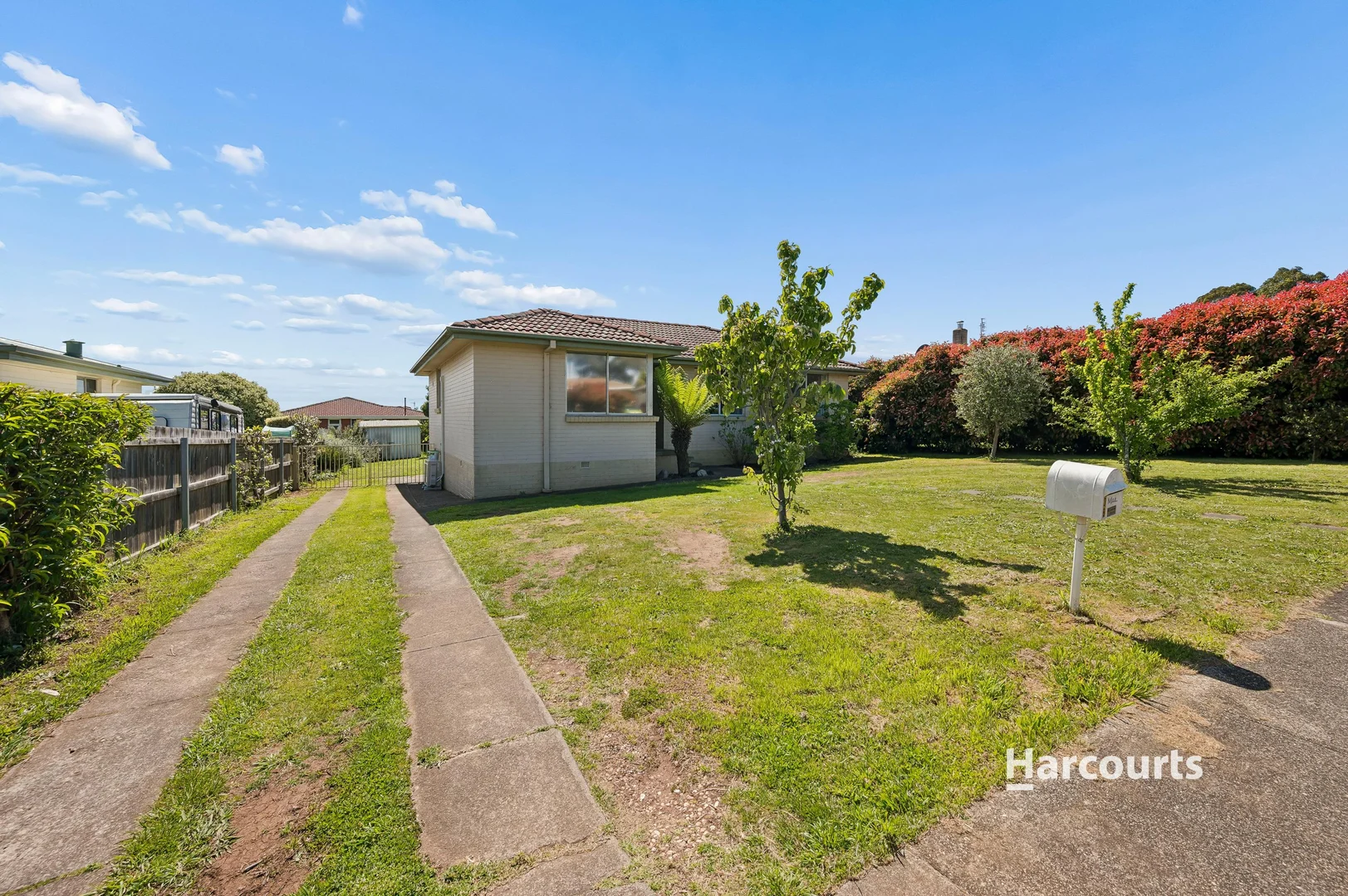 38 Morris Avenue - Image 2
