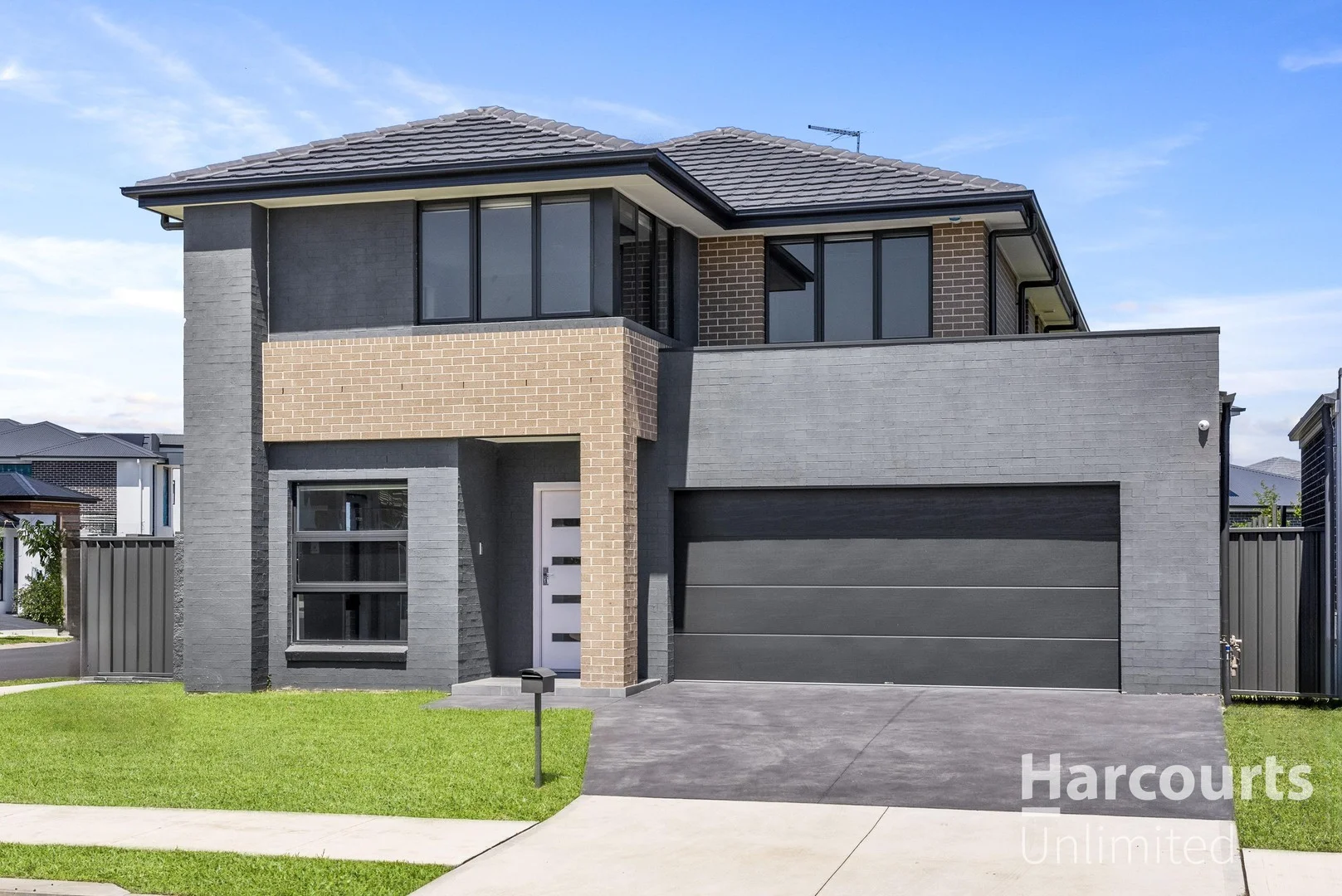 38 Planigale Street (1/35)