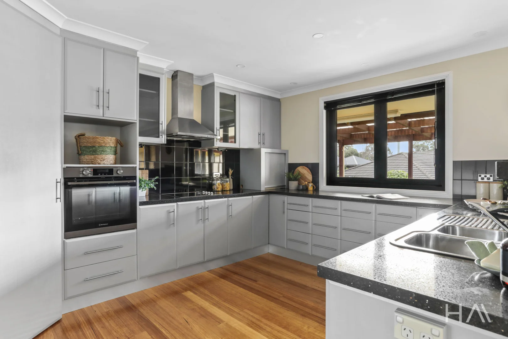 38 Richings Drive - Image 2