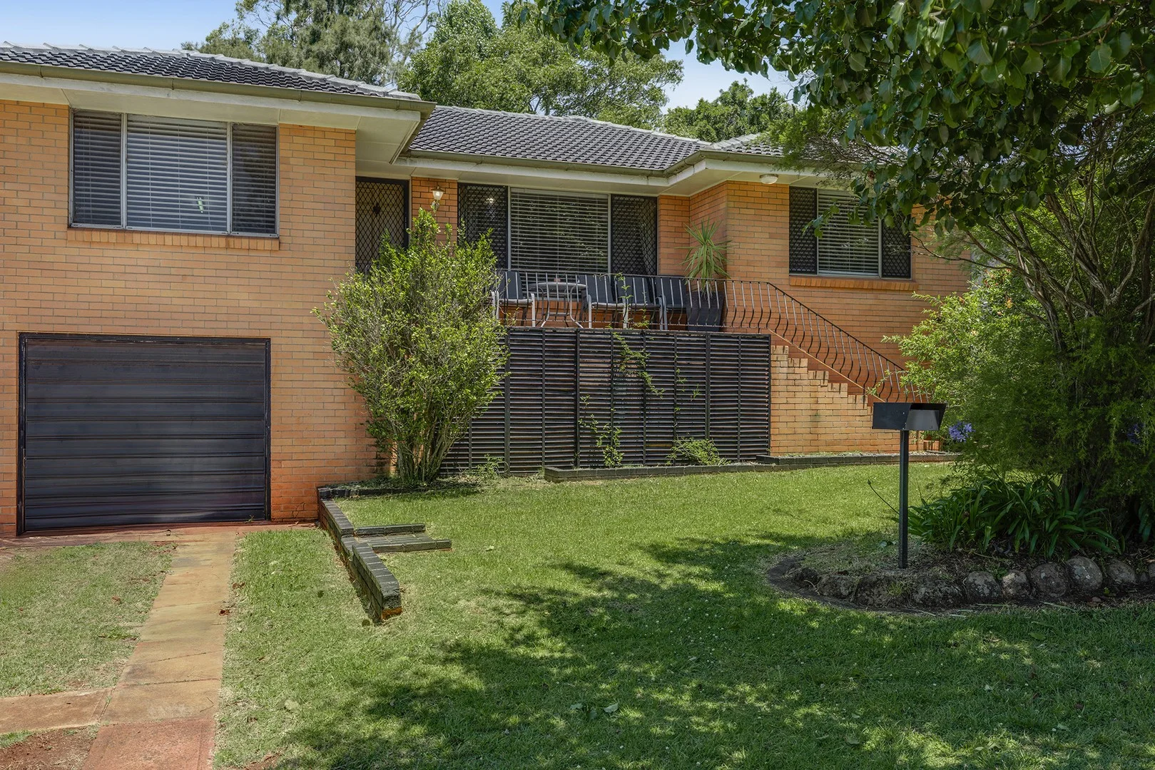 38 Wentworth Street (1/17)