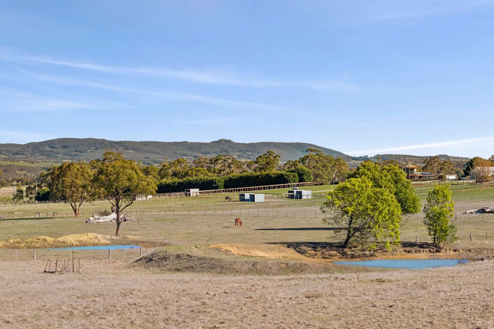 381 Burke and Wills Track - Image 4