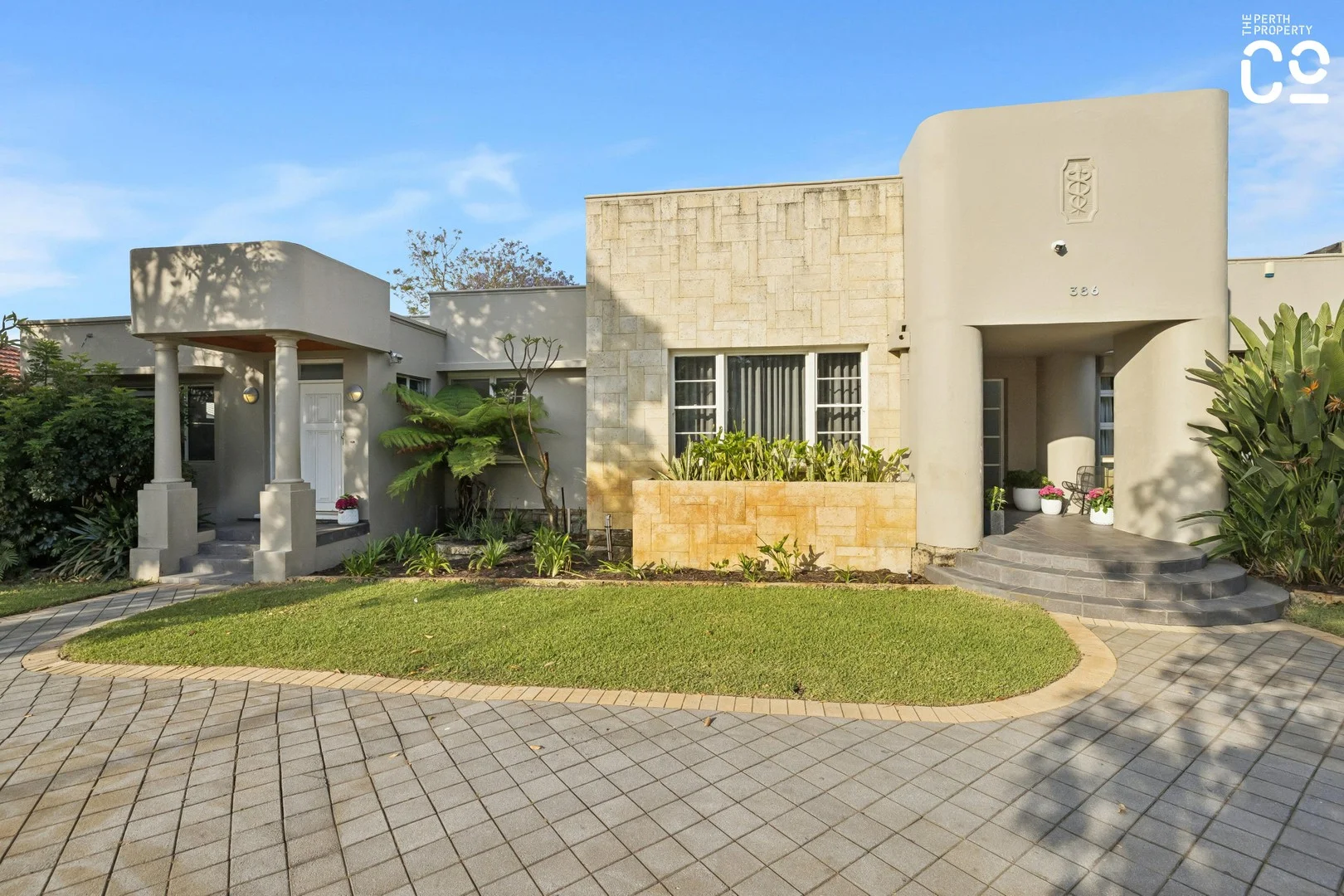 386 Walcott Street (1/34)