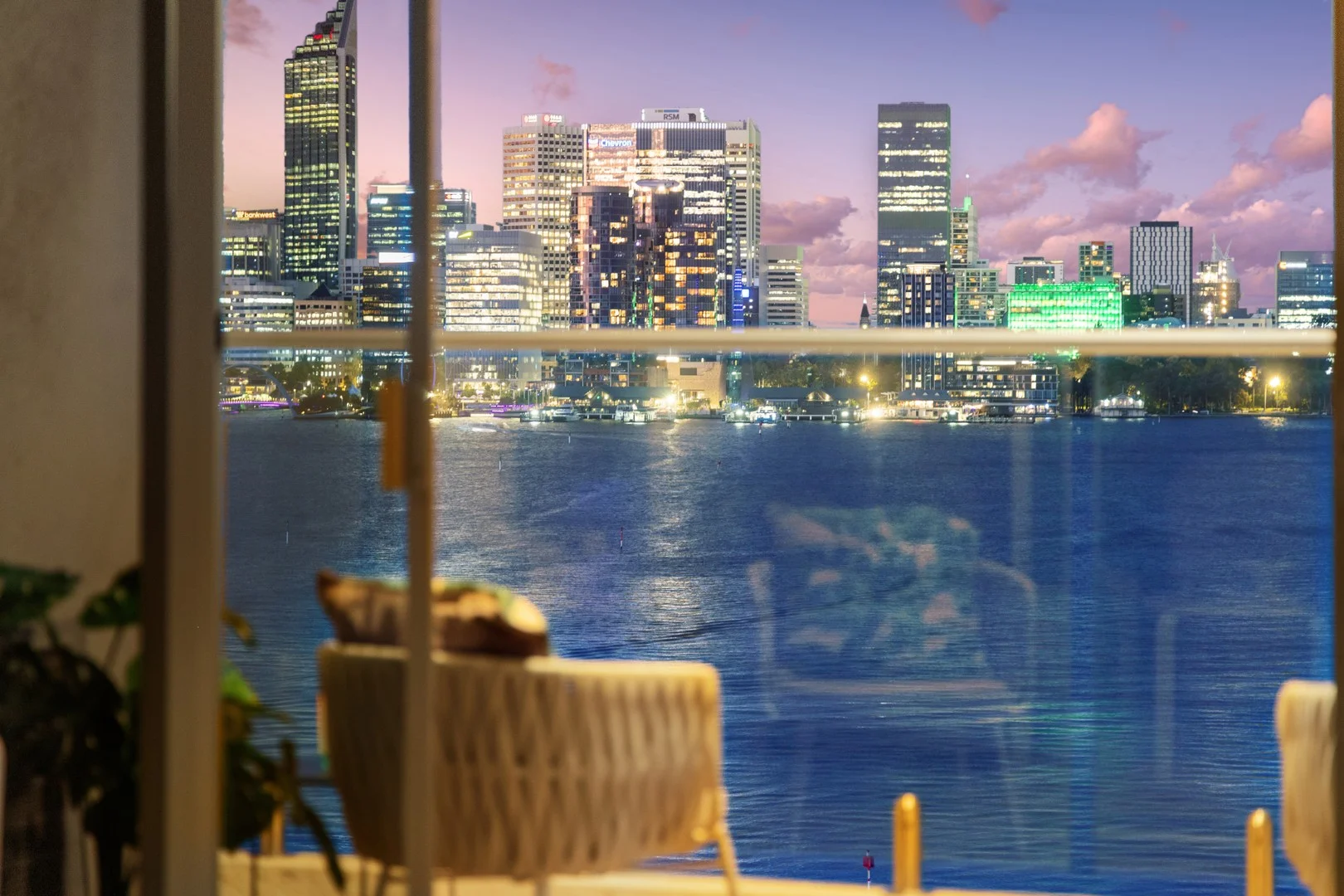 39/87 South Perth Esplanade (1/43)
