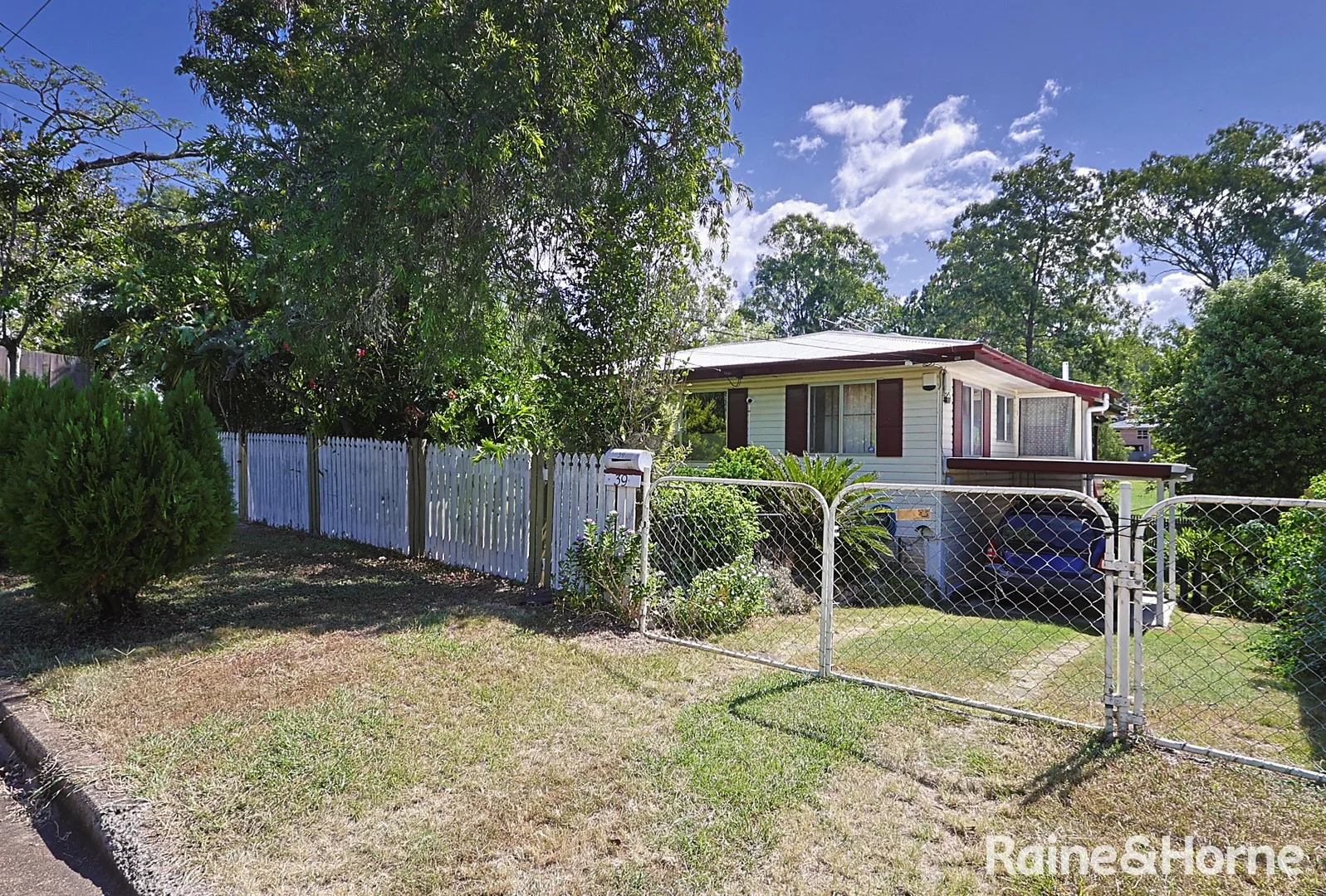 39 Dorricott Crescent (1/1)
