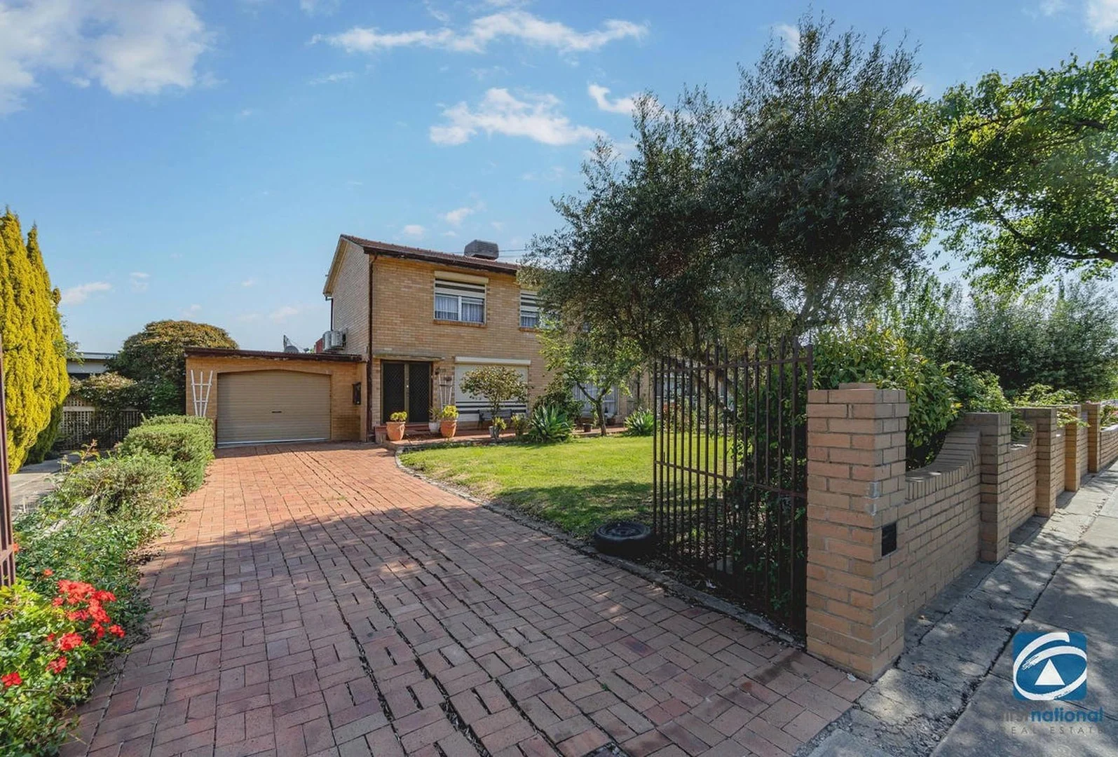 39 Kiewa Crescent (1/1)