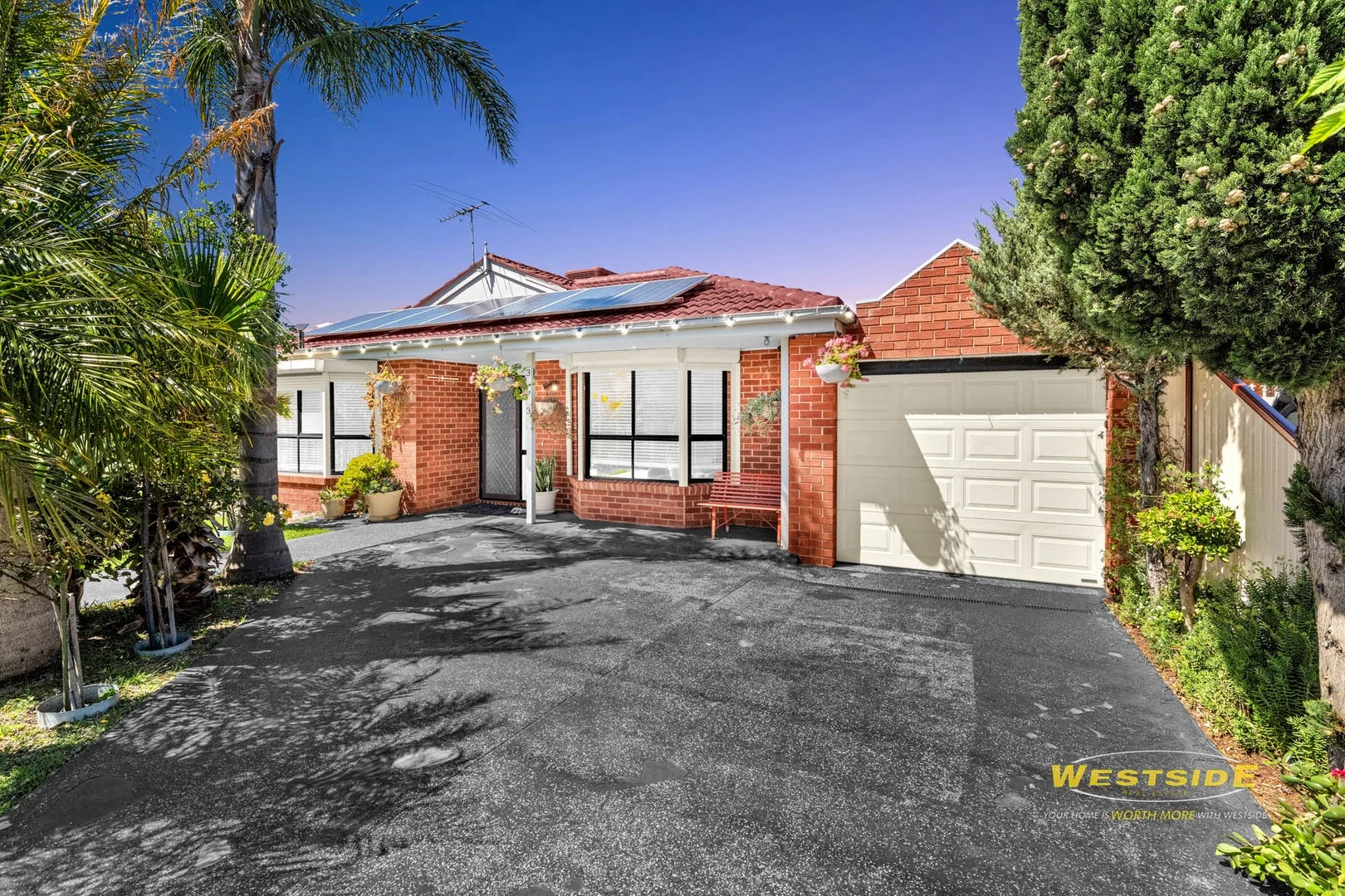 393 Taylors Road (1/1)
