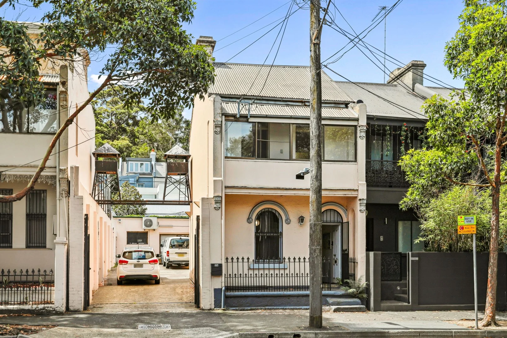 396-398 Cleveland Street (1/1)