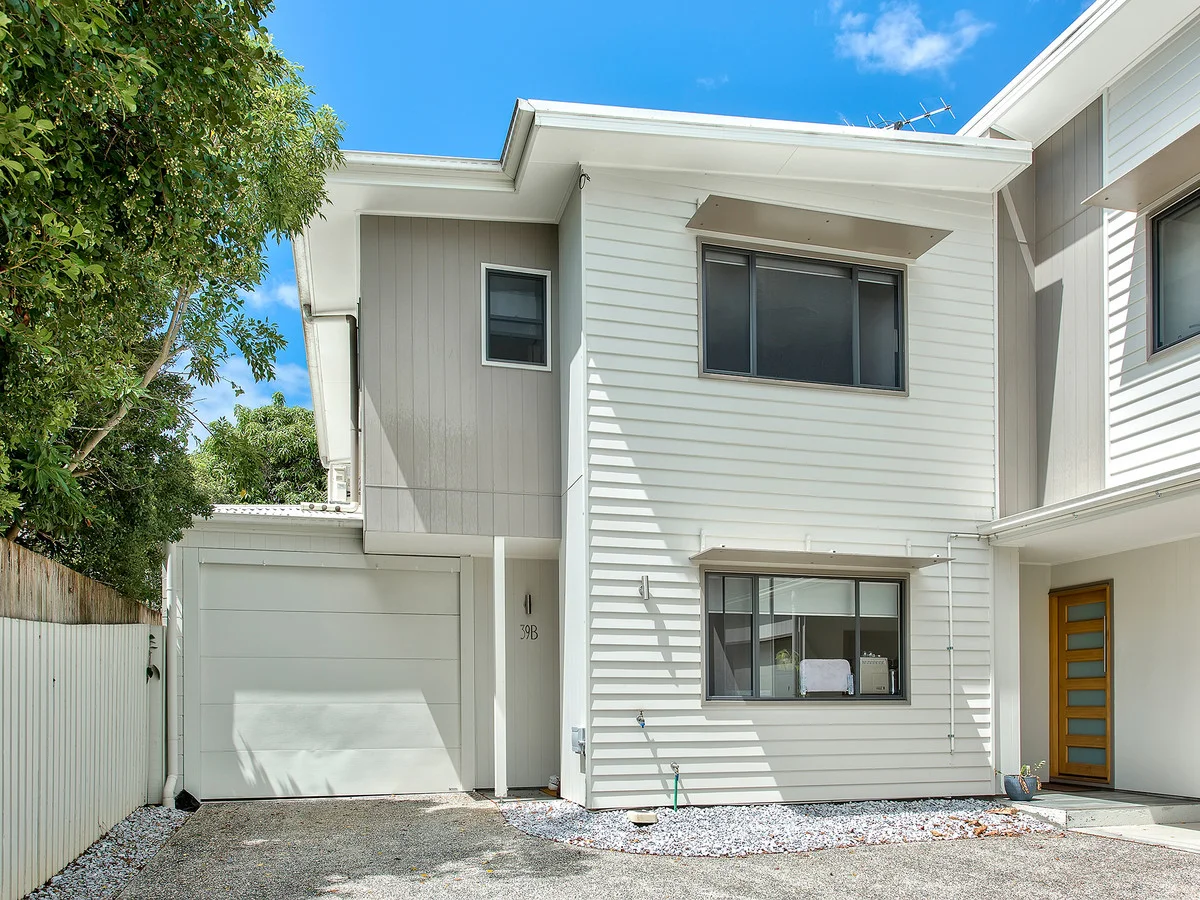 39B Buddina Street (1/10)