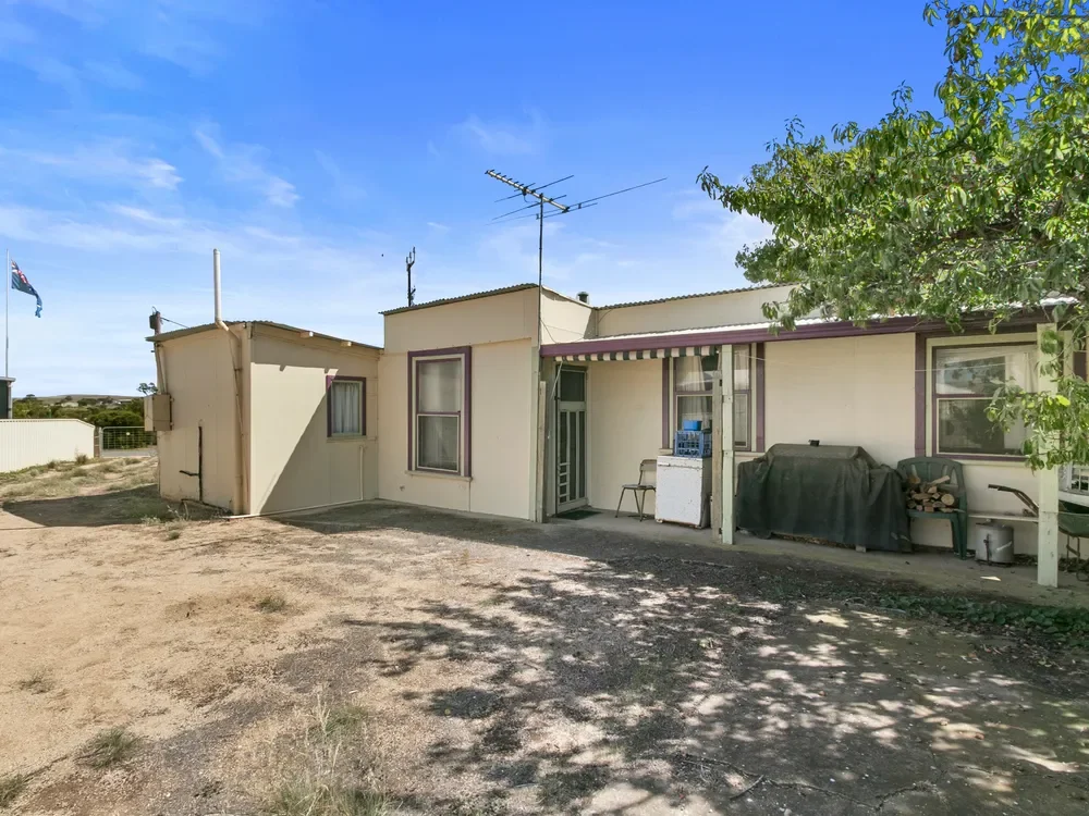 SOLD - $270,000