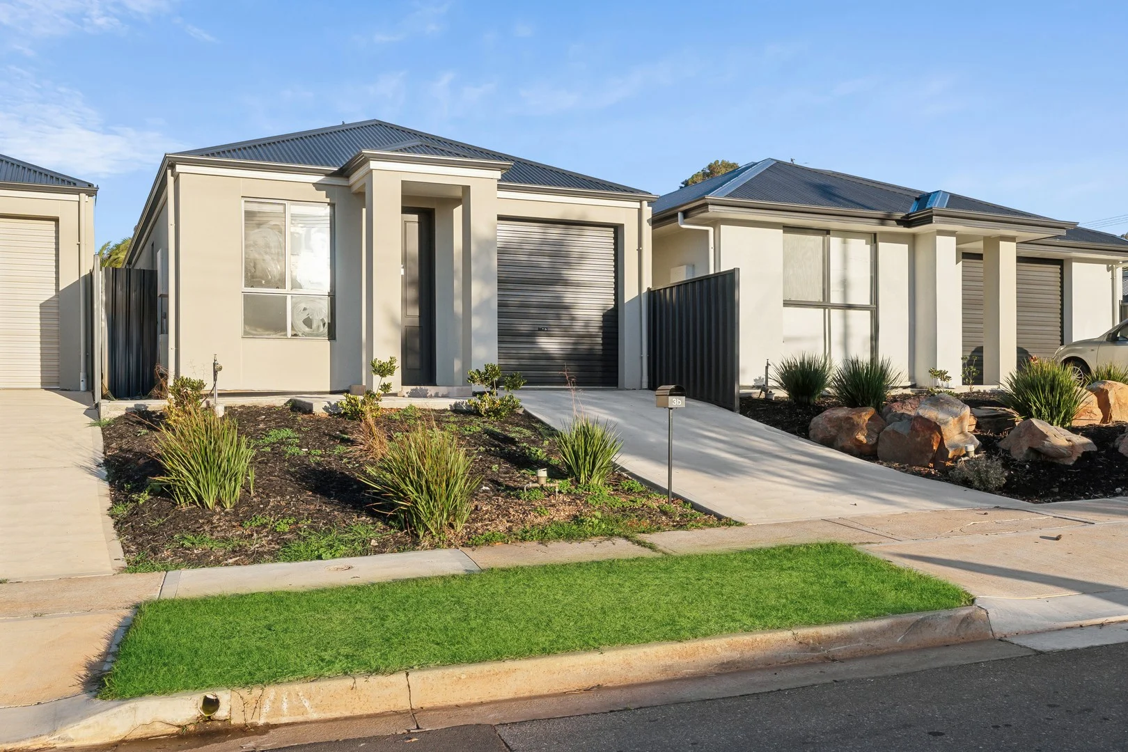 3B Gilbert St (1/1)