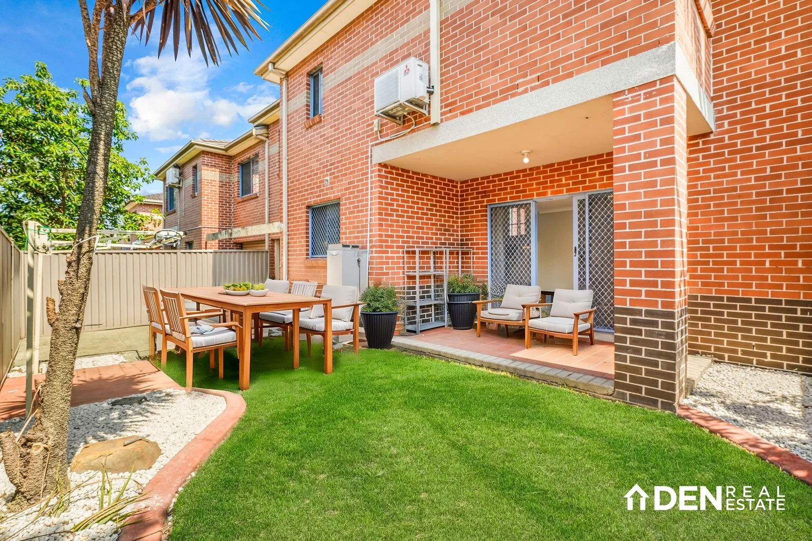 4/126-128 John Street (1/16)