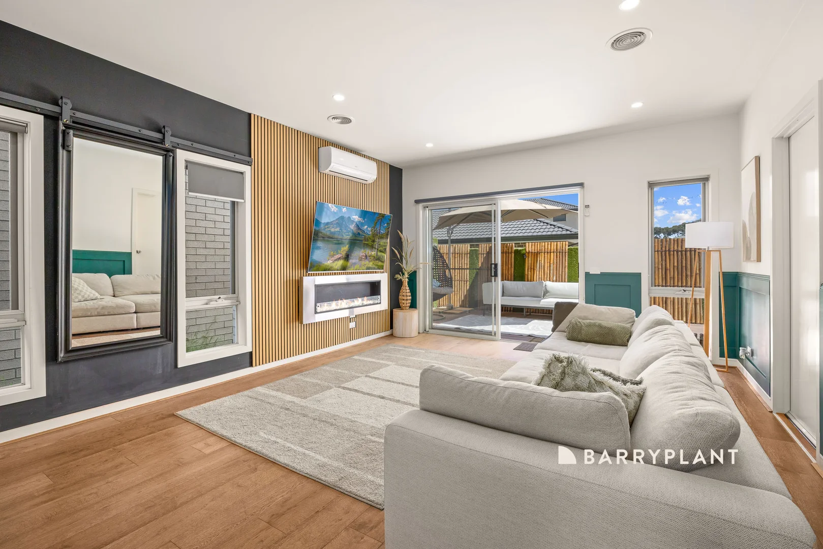 4/18 Sylvanwood Crescent (1/12)