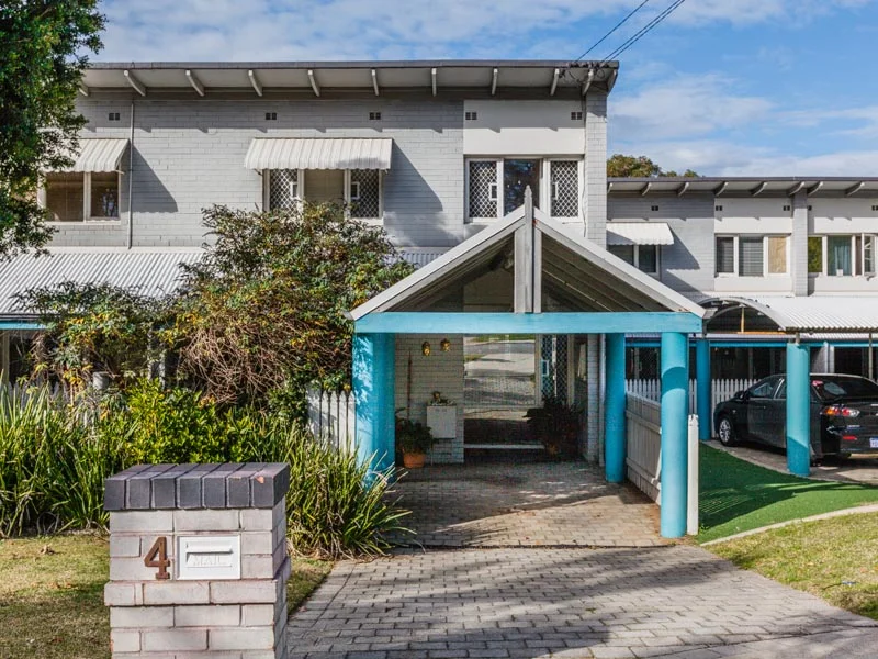 4/2 Elmslie St (1/19)