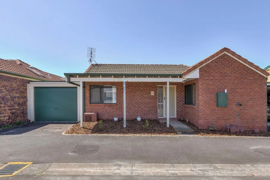 4/2 Macleay Court (1/1)