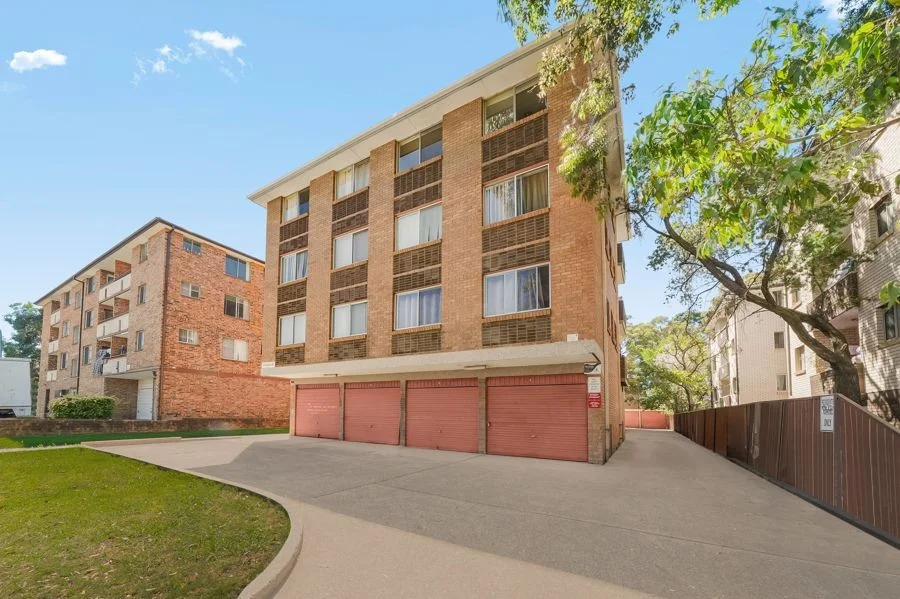 4/2 Nagle Street (1/7)
