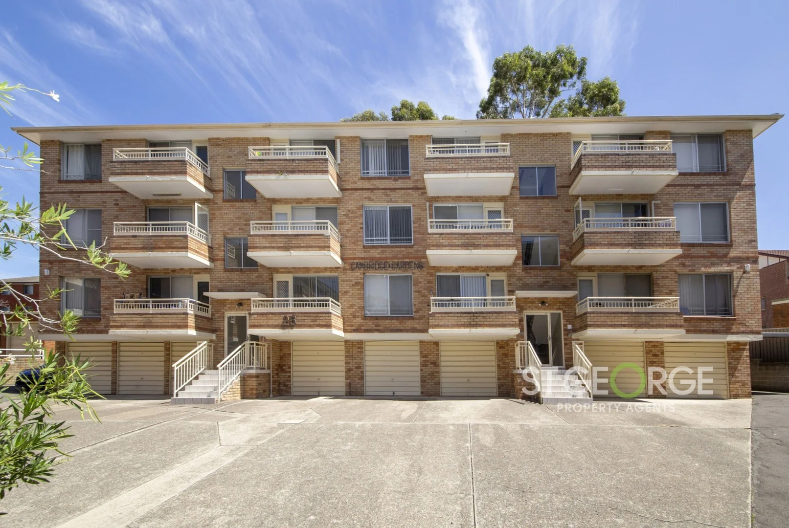 4/25 Cambridge Street (1/10)