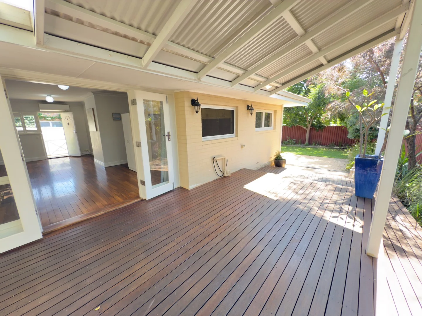 4/259 Labouchere Road (1/21)