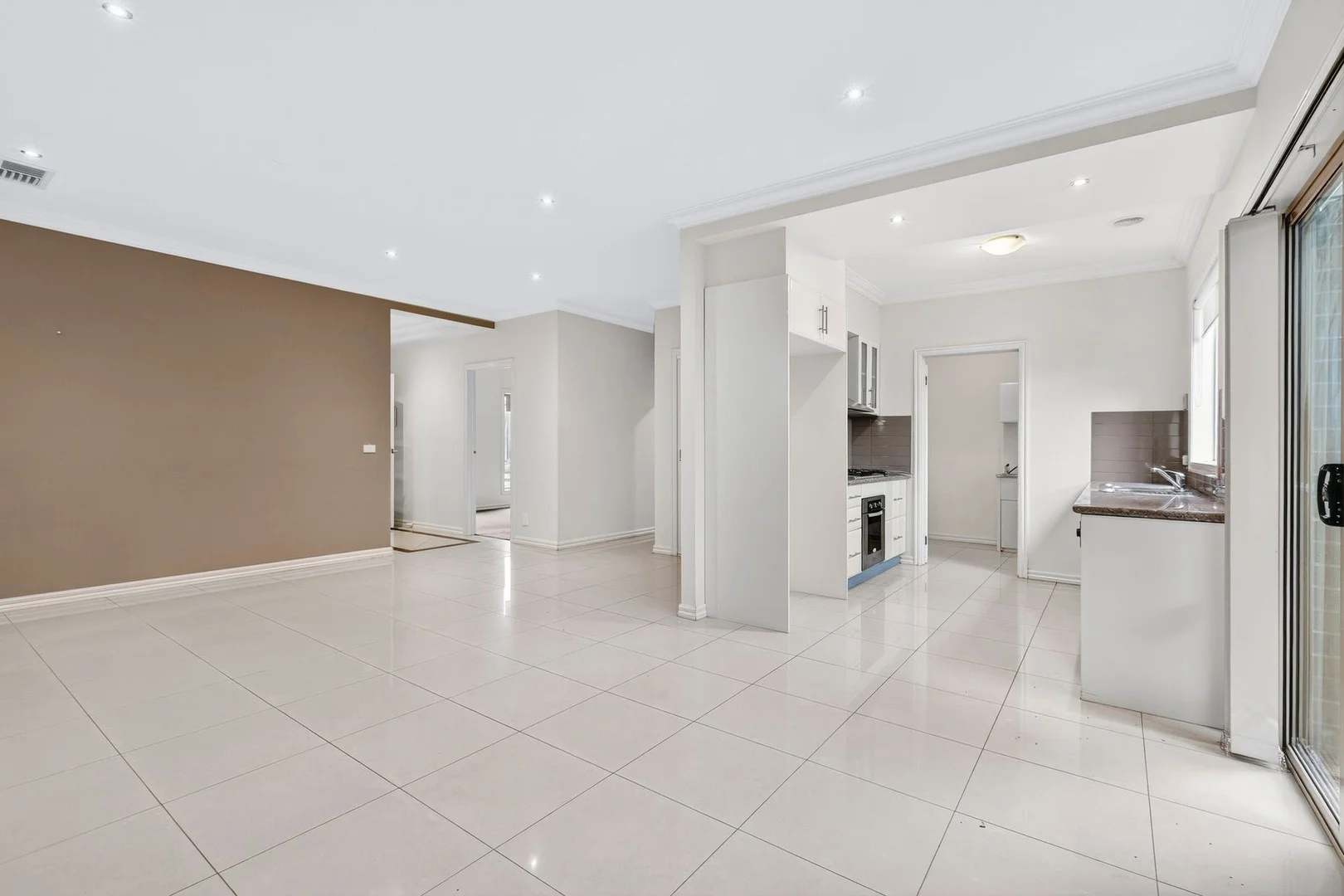 4/3-4 Rendell Place (1/16)