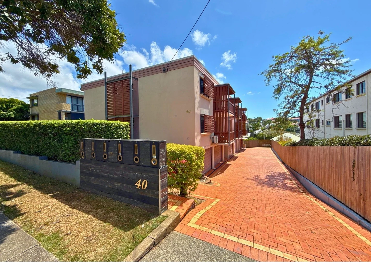 4/40 Upper Lancaster Road (1/13)