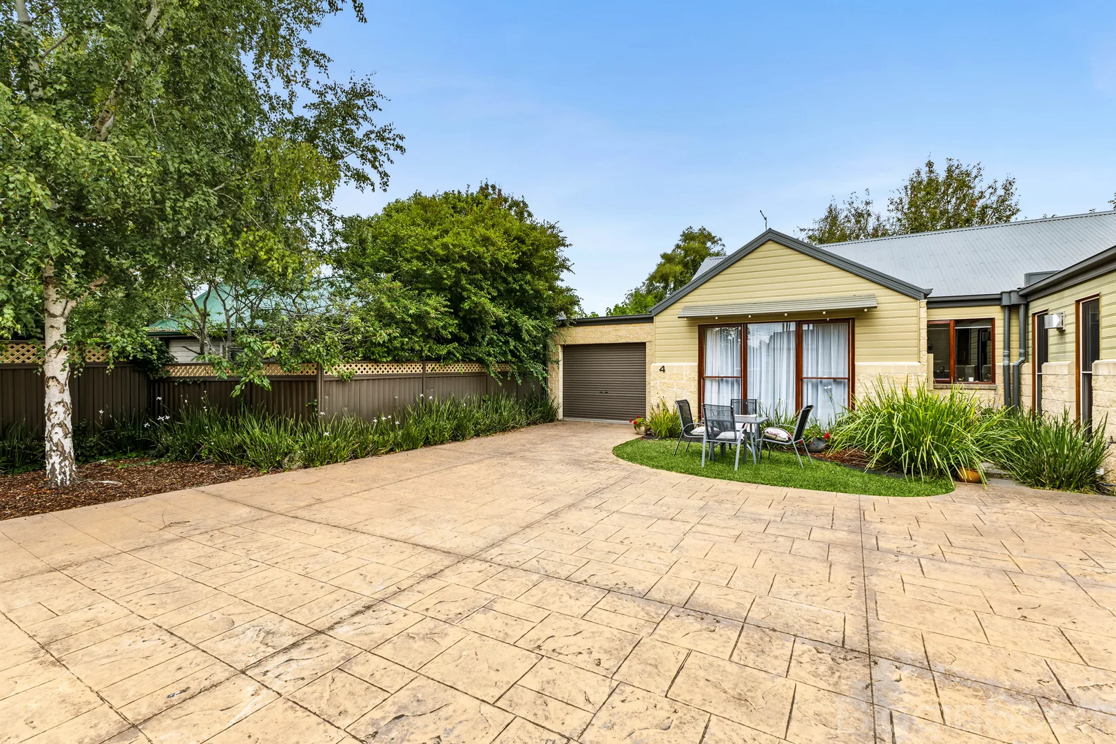 4/48 Albert Street - Image 2