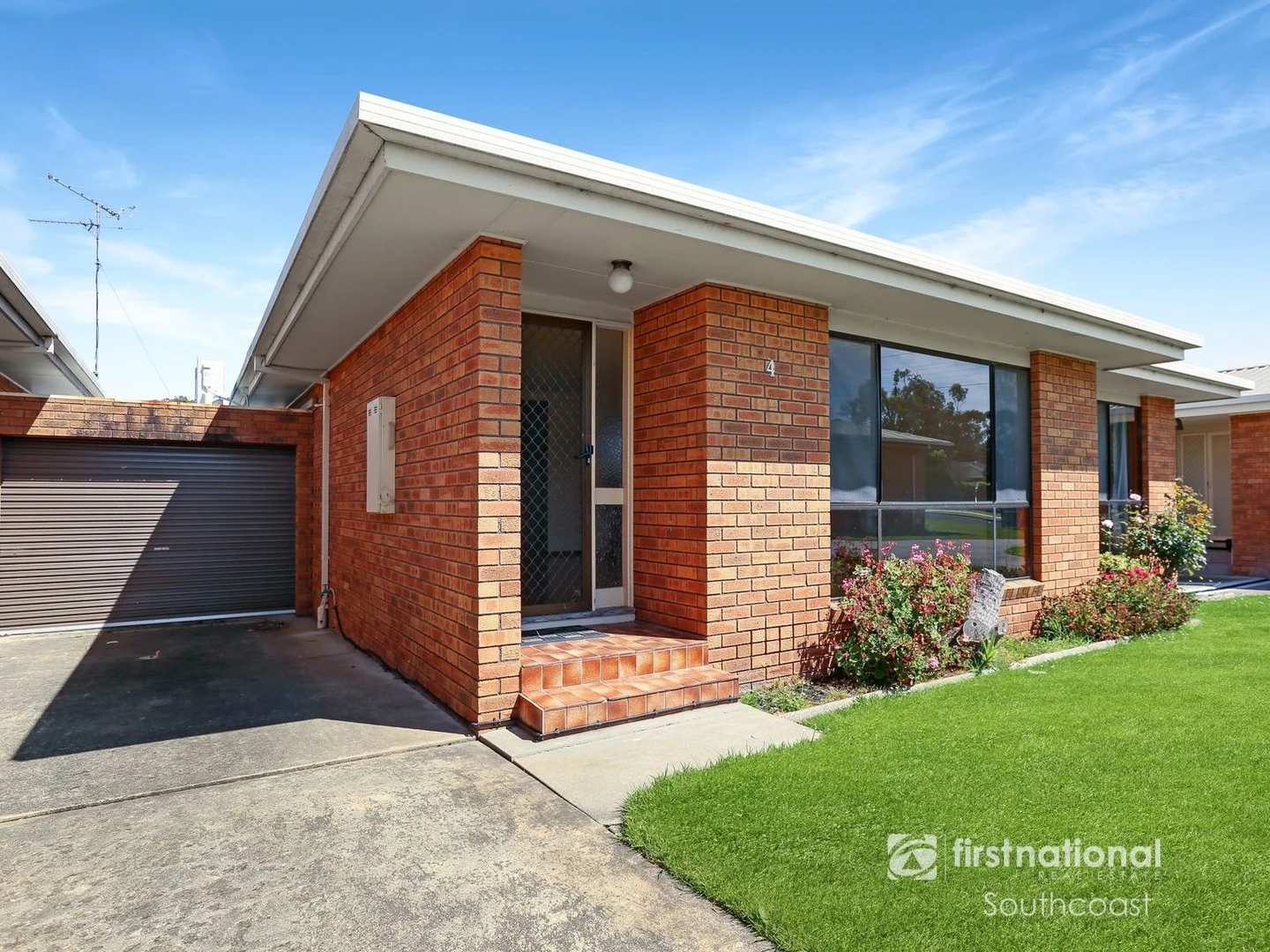 4/6-8 Powlett St (1/9)