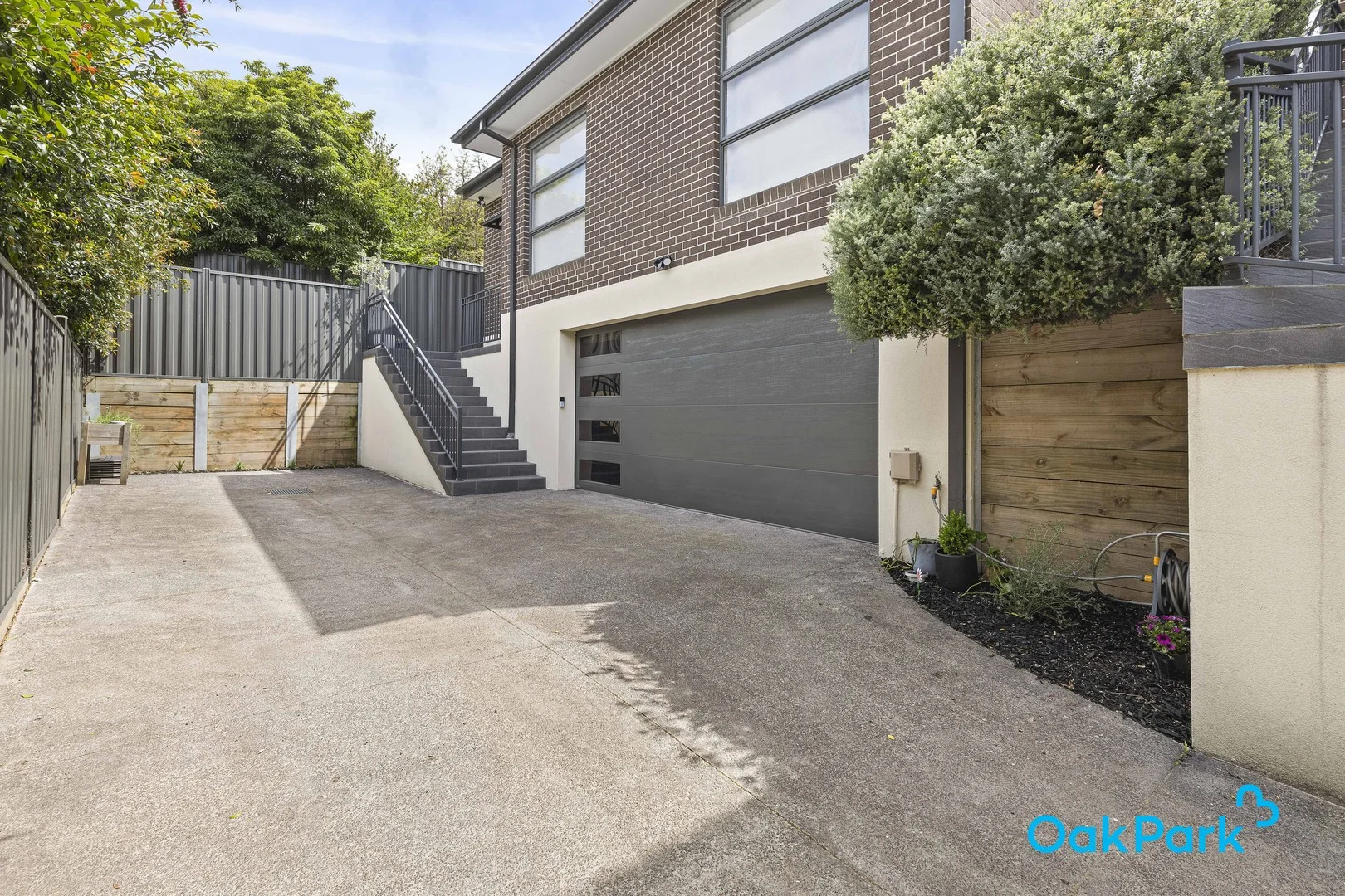 4/66A Devereaux Street (1/14)