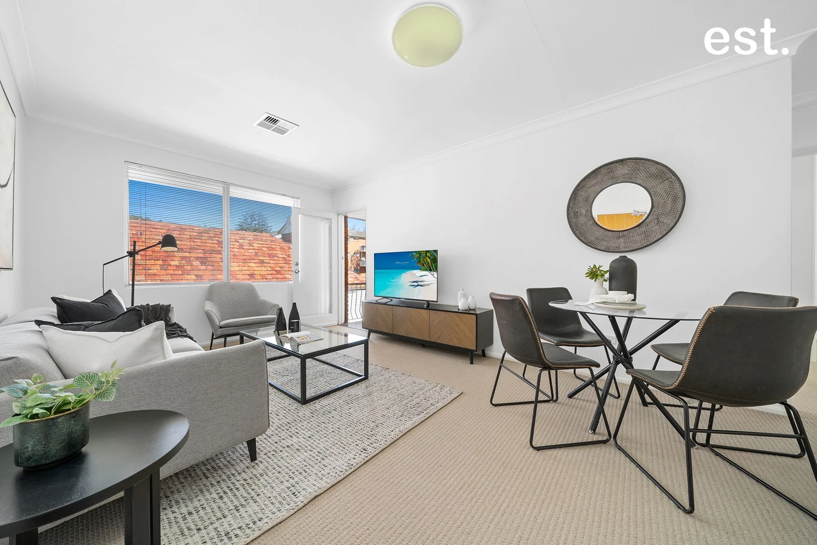 4/8 Curt Street (1/1)